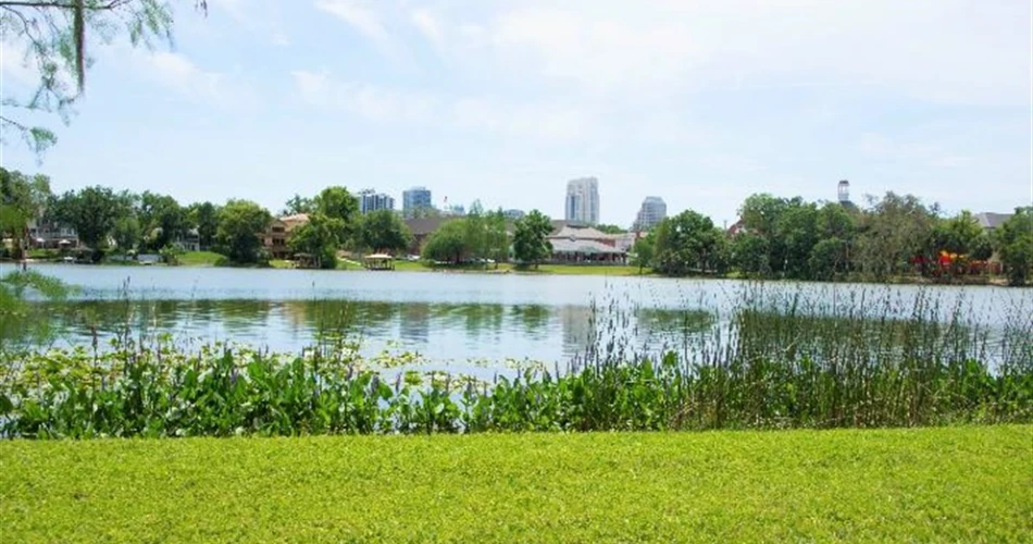 The Best Walking Districts in Orlando